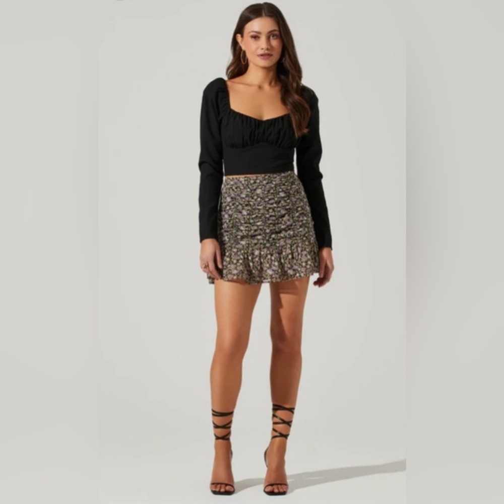 Astr Floral Mini Skirt in Black and purple
